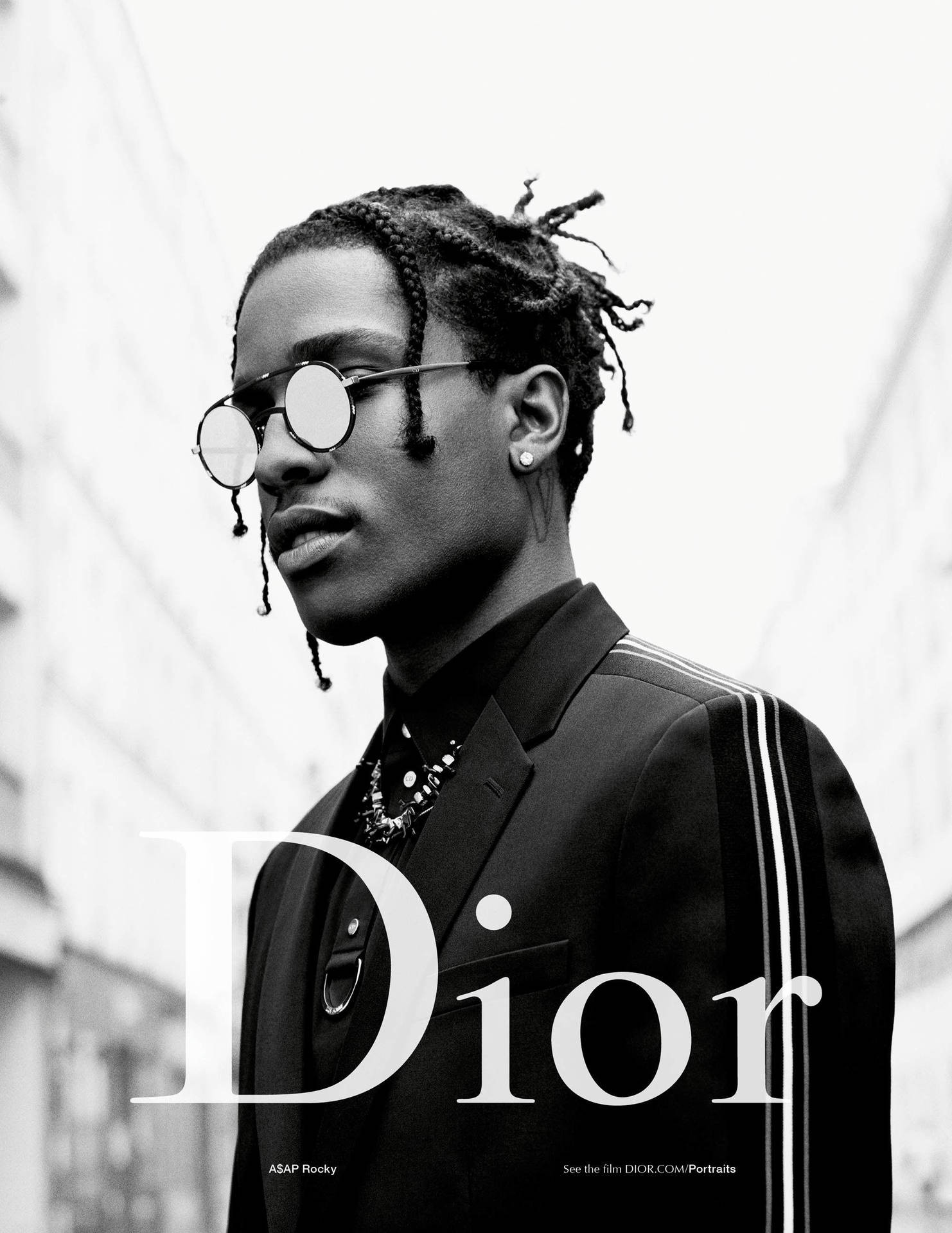 Dior 2000X2591 Wallpaper and Background Image