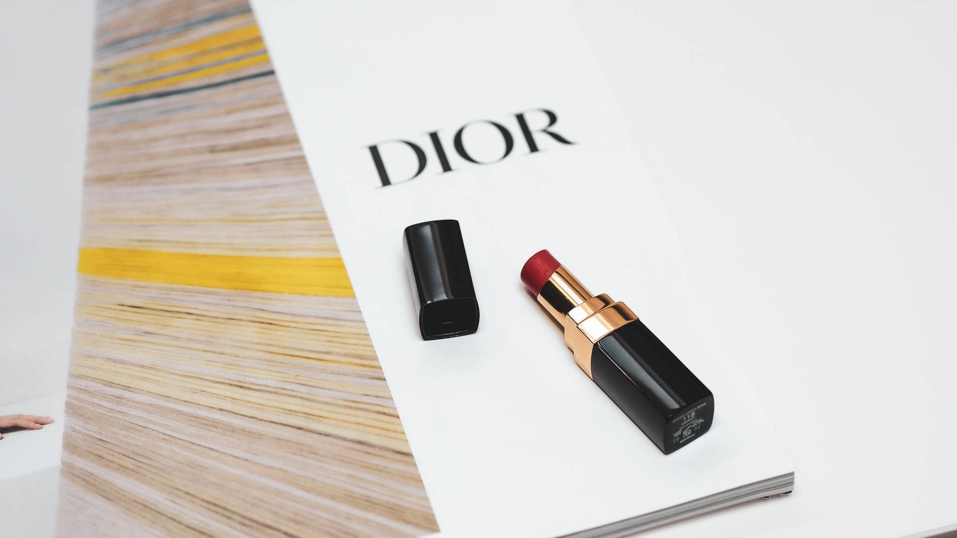Dior 4608X2592 Wallpaper and Background Image