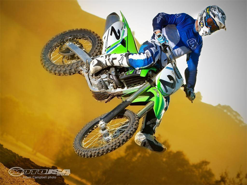 Dirt Bike 1024X768 Wallpaper and Background Image