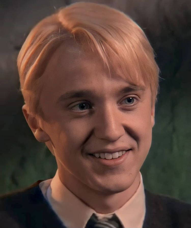 750X893 Draco Malfoy Wallpaper and Background