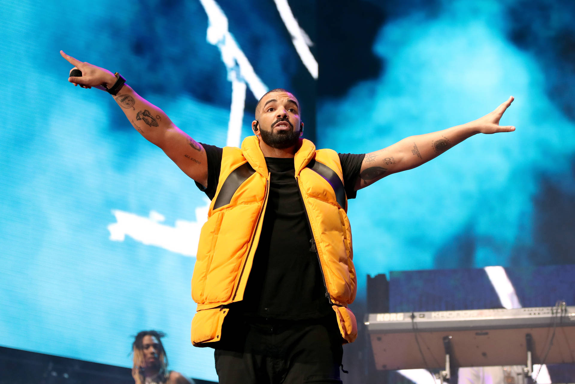 Drake 4826X3225 Wallpaper and Background Image