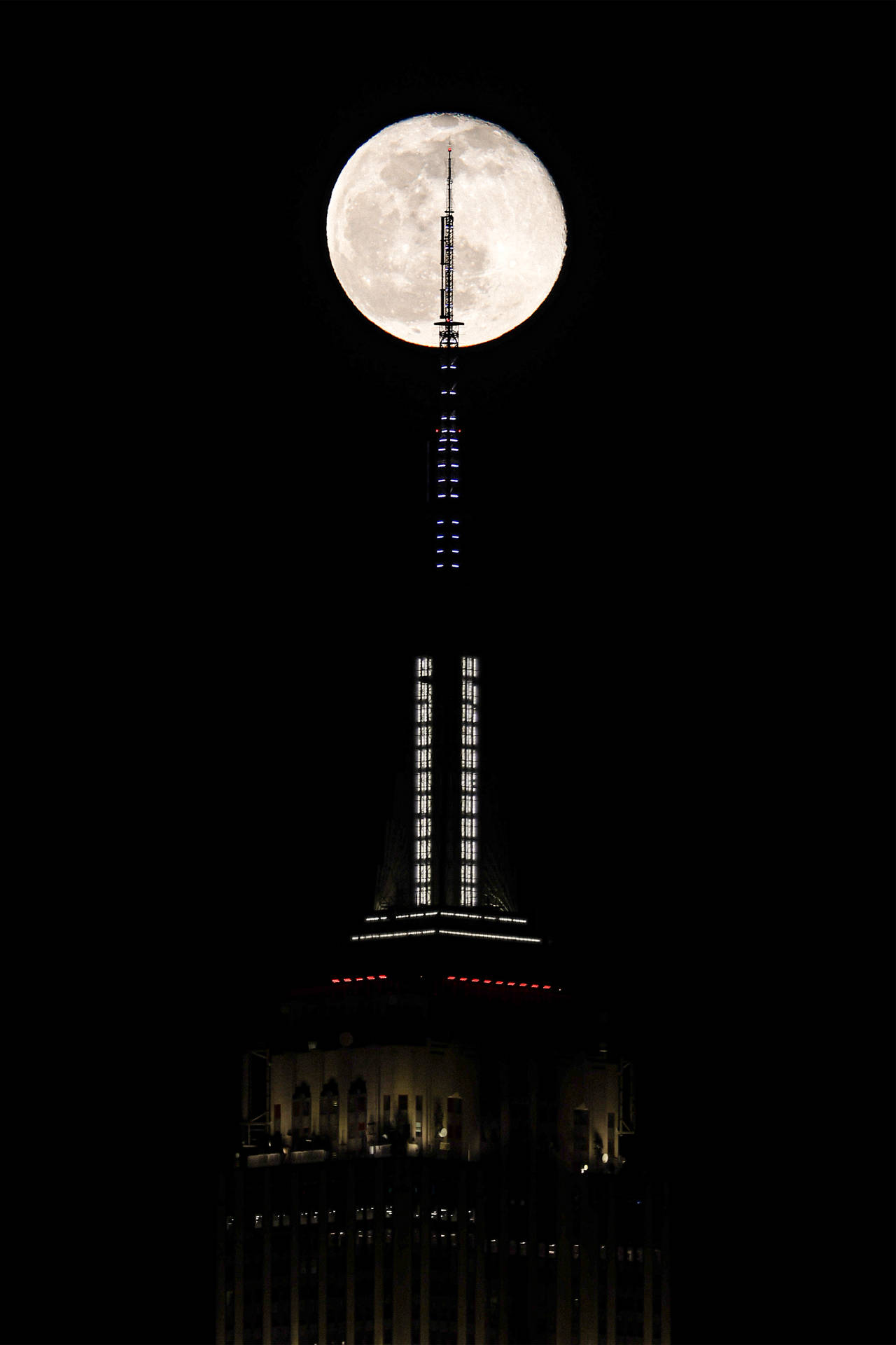 Empire State Building 3244X4866 Wallpaper and Background Image