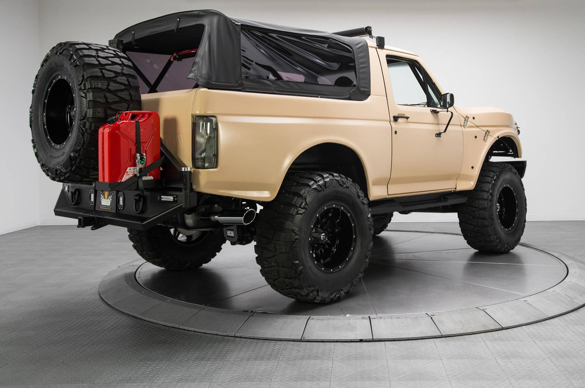 2048X1360 Ford Bronco Wallpaper and Background