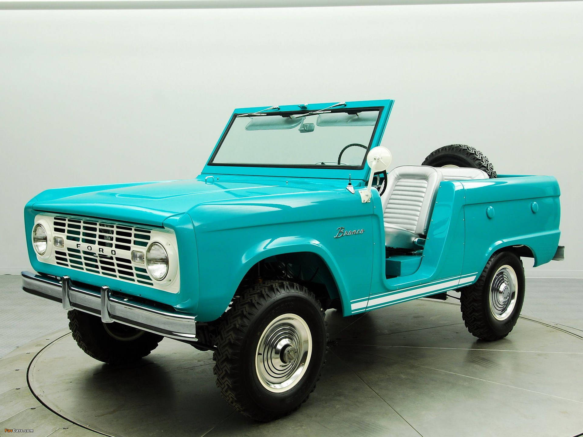 2048X1536 Ford Bronco Wallpaper and Background