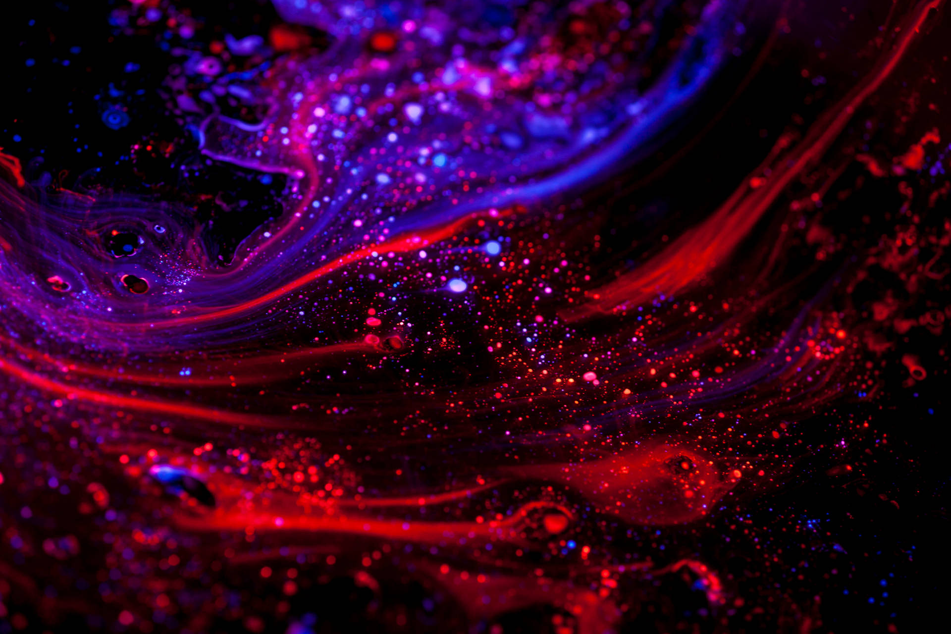 Glitter 5616X3744 Wallpaper and Background Image