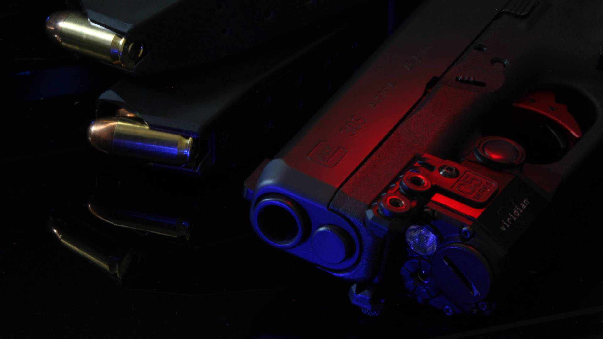 Glock 2560X1441 Wallpaper and Background Image