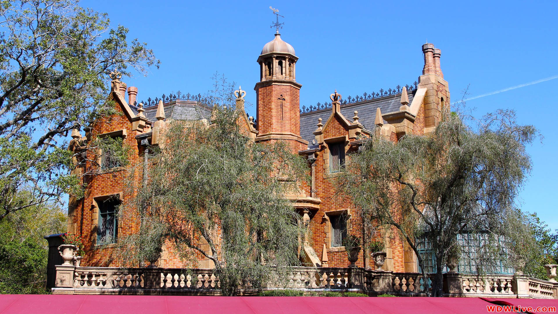 2560X1440 Haunted Mansion Wallpaper and Background