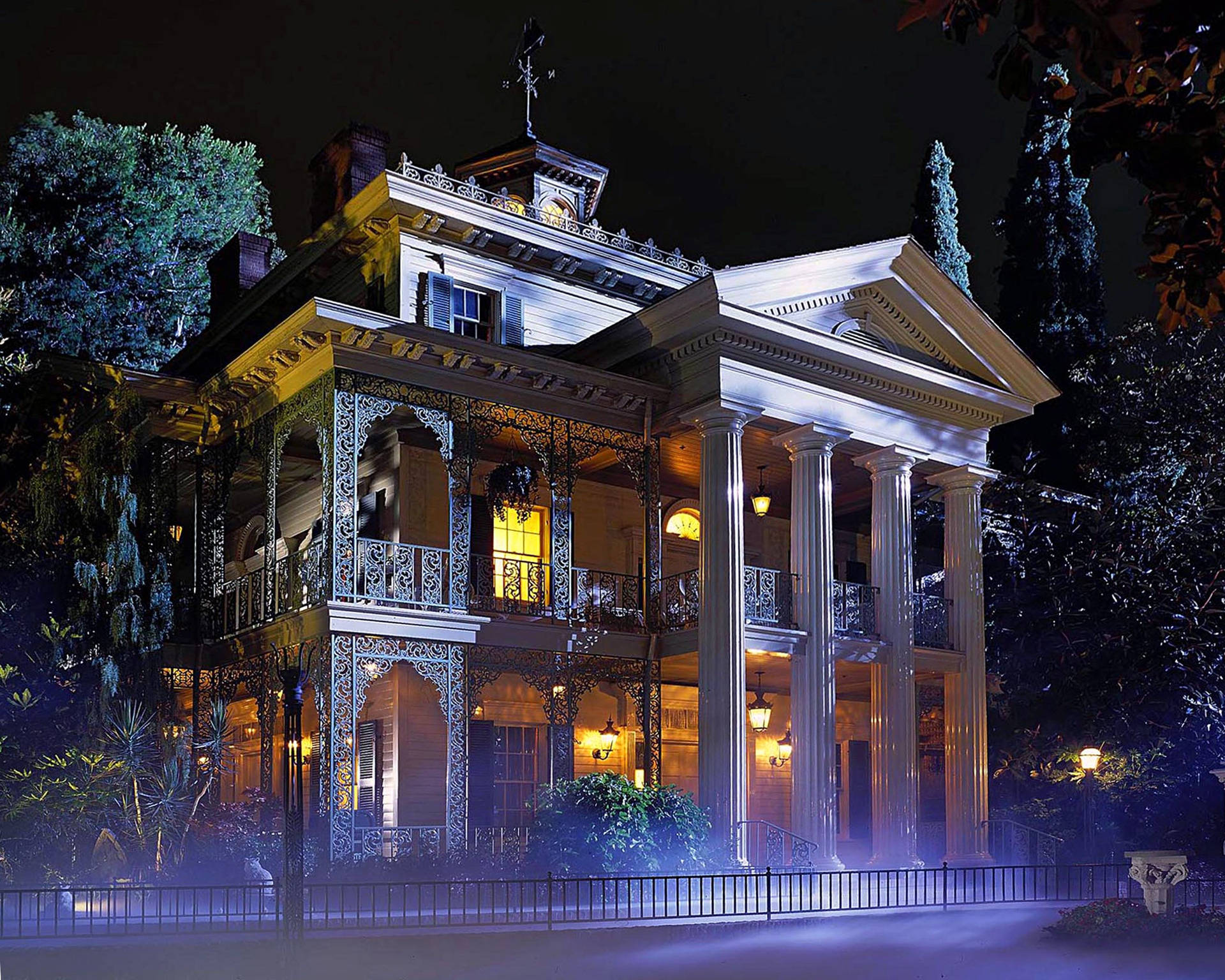 Haunted Mansion 3000X2400 Wallpaper and Background Image