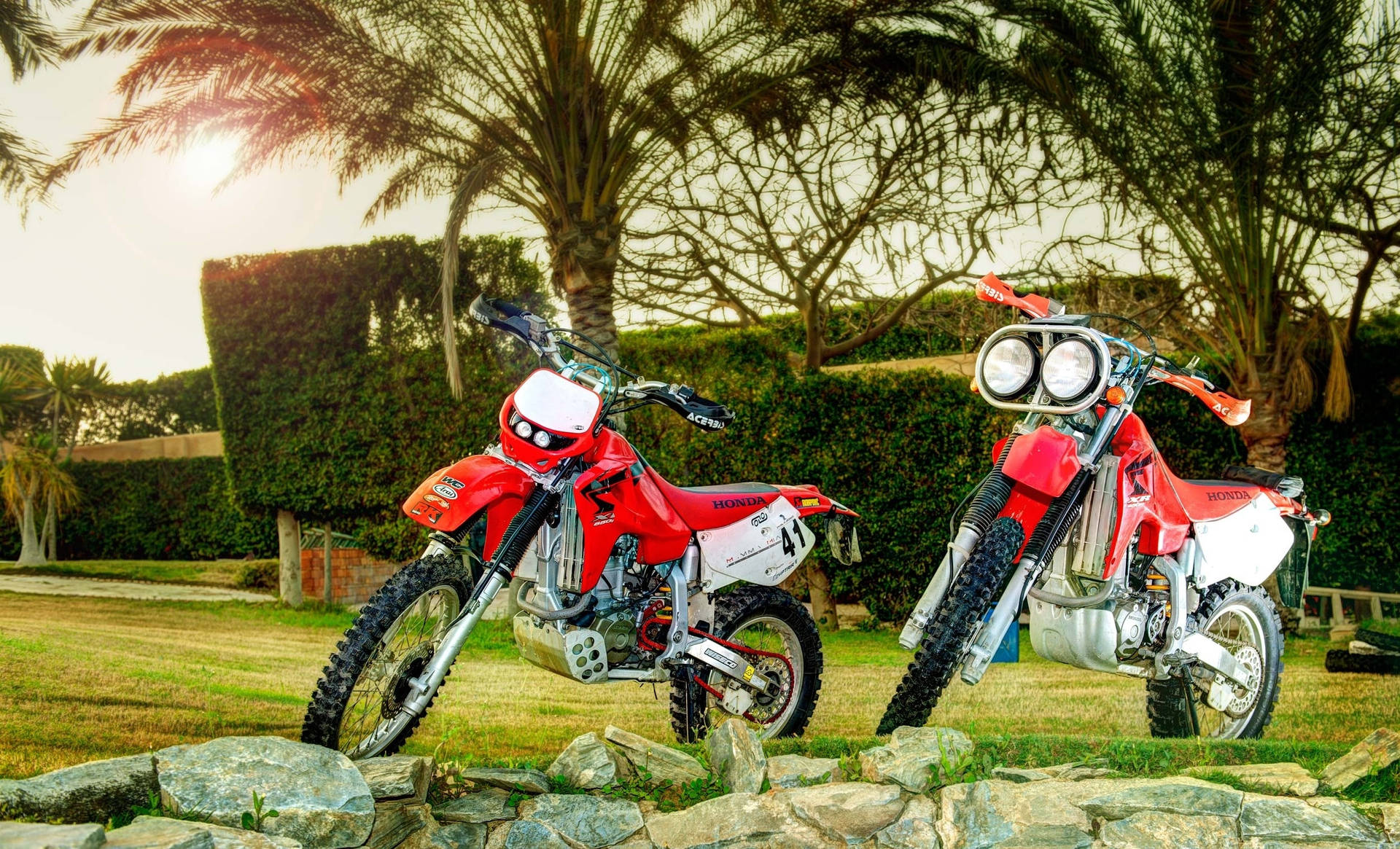 Honda 2500X1517 Wallpaper and Background Image