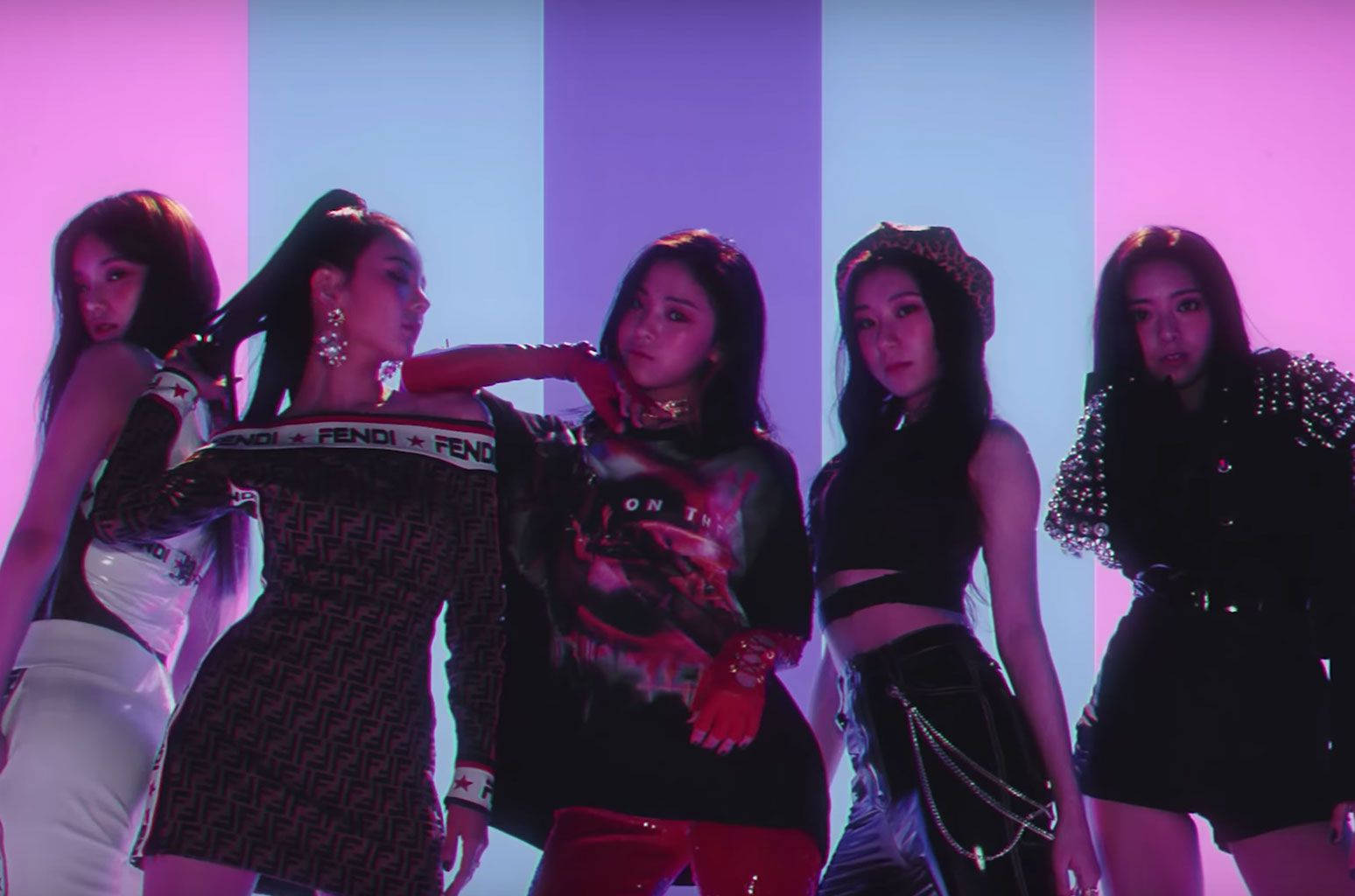 Itzy 1548X1024 Wallpaper and Background Image