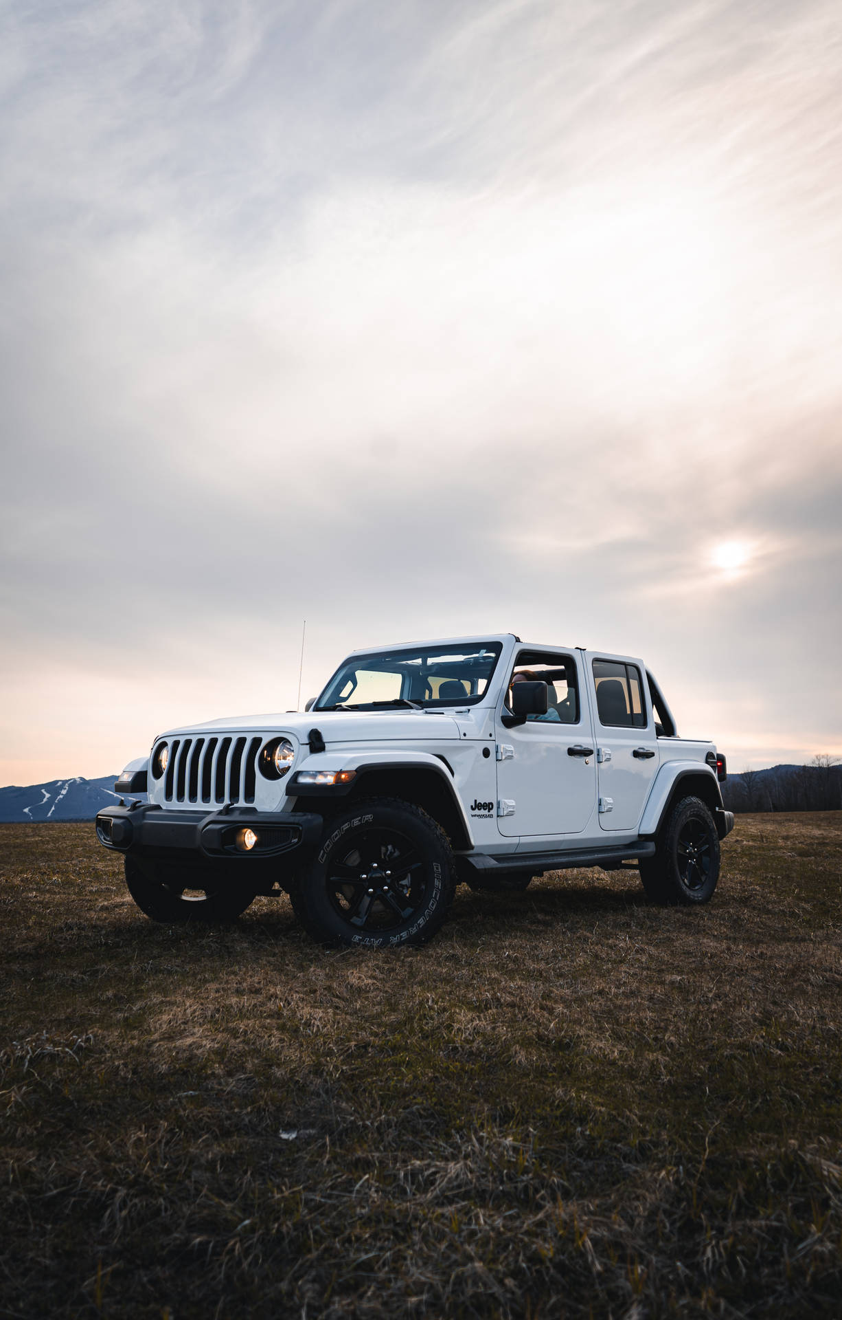 Jeep 3799X5948 Wallpaper and Background Image