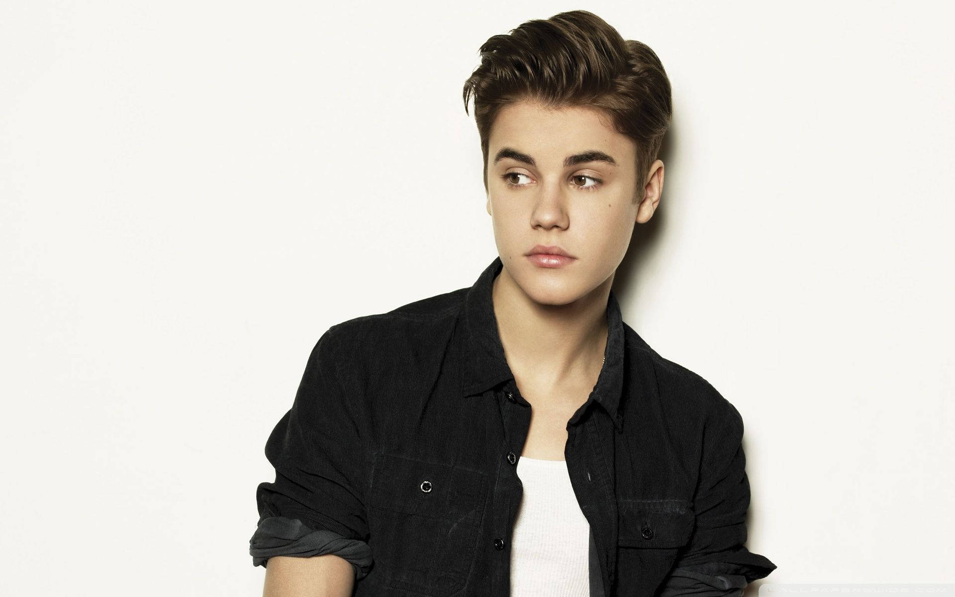 Justin Bieber 1920X1200 Wallpaper and Background Image