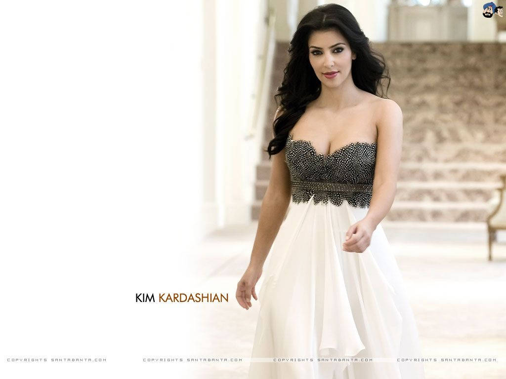 Kim Kardashian 1024X768 Wallpaper and Background Image
