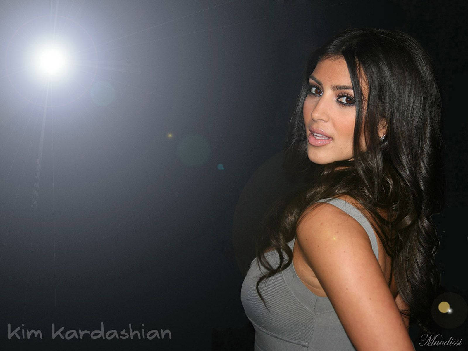 1600X1200 Kim Kardashian Wallpaper and Background