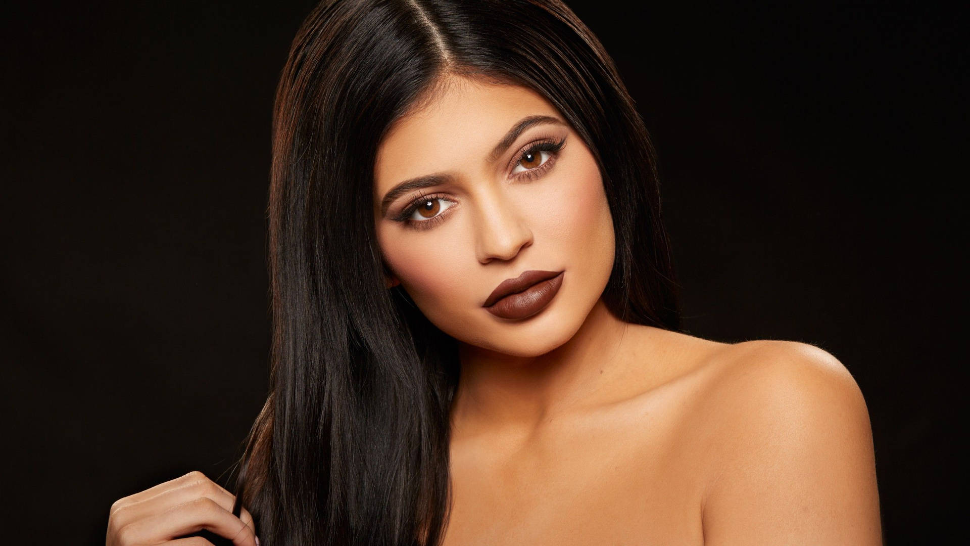 Kylie Jenner 2560X1440 Wallpaper and Background Image