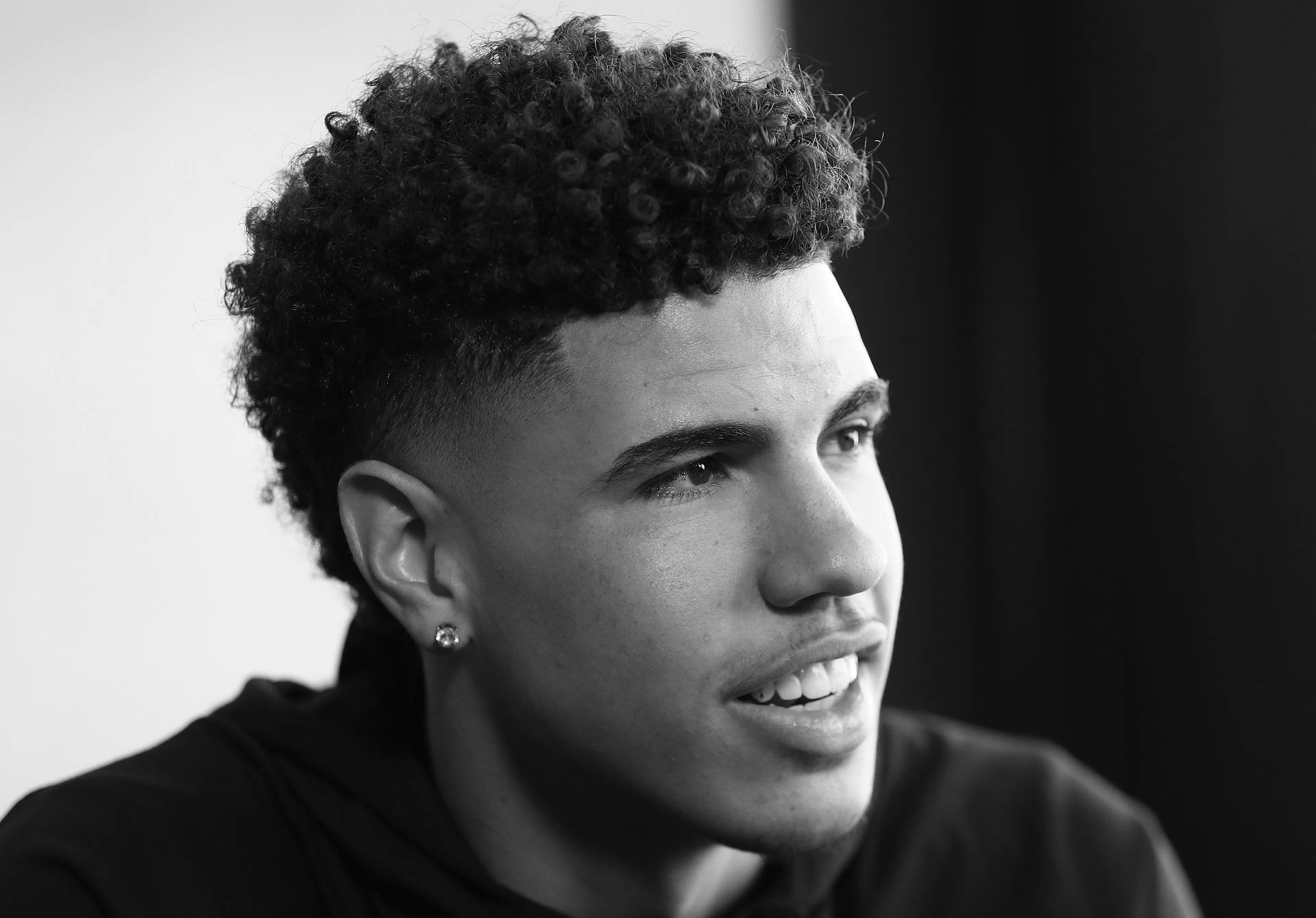 4322X3014 Lamelo Ball Wallpaper and Background