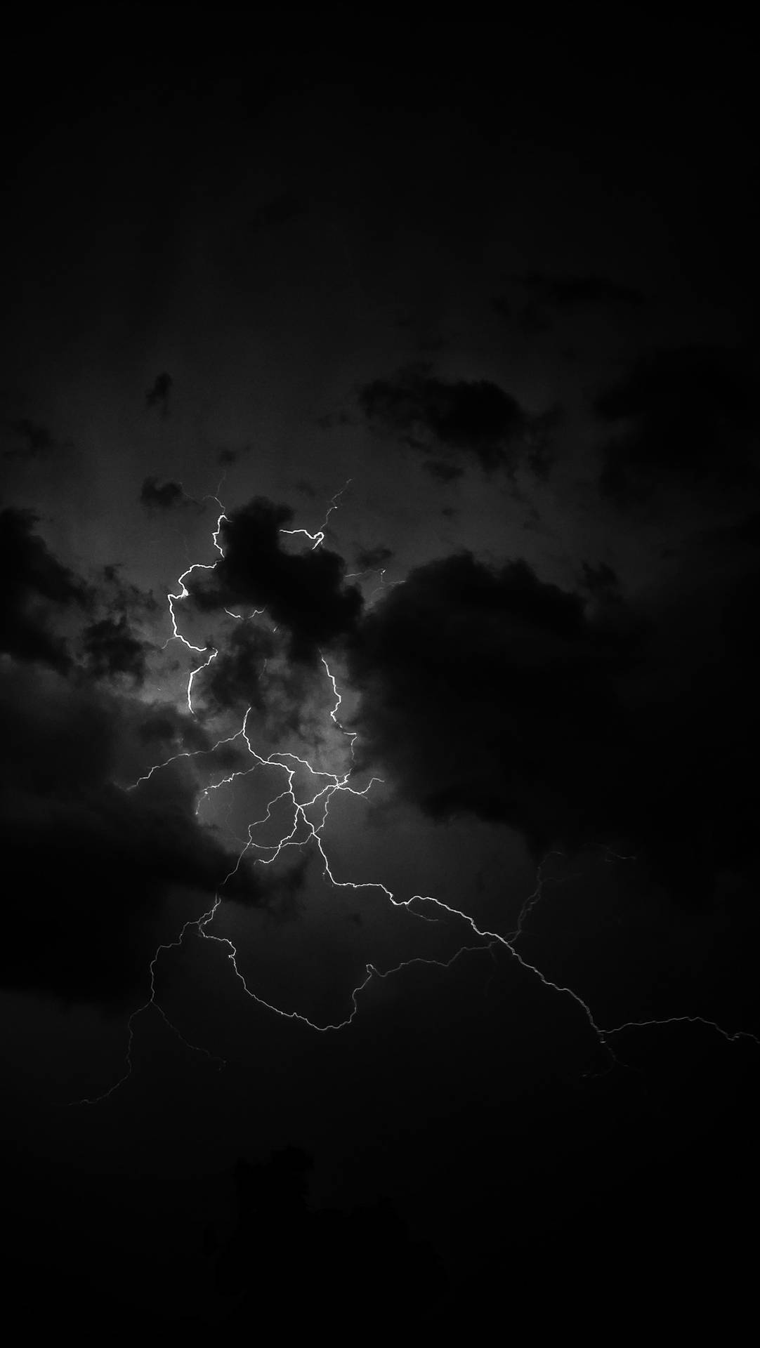 Lightning 1946X3452 Wallpaper and Background Image