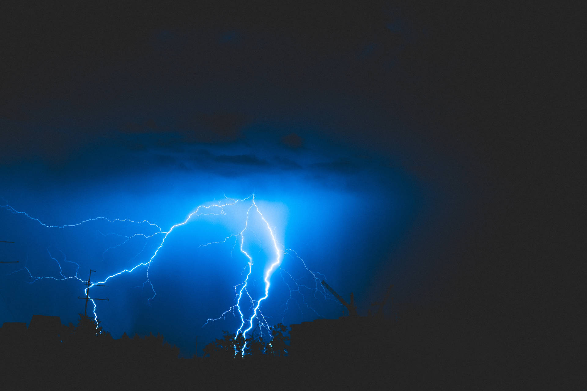 Lightning 6000X4000 Wallpaper and Background Image
