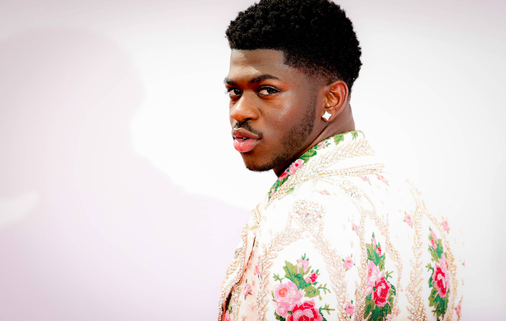 Lil Nas X 2000X1270 Wallpaper and Background Image