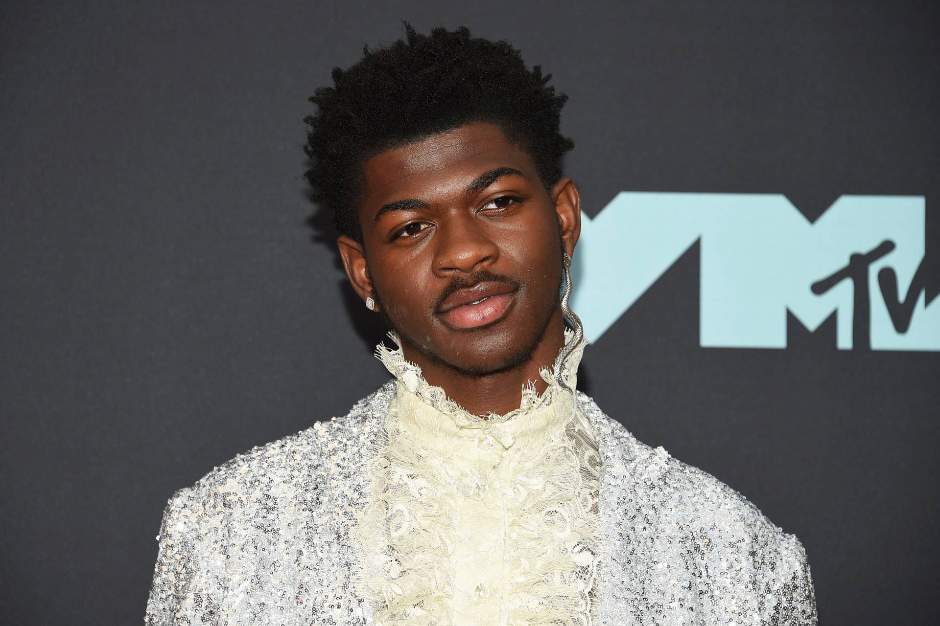 Lil Nas X 2400X1600 Wallpaper and Background Image