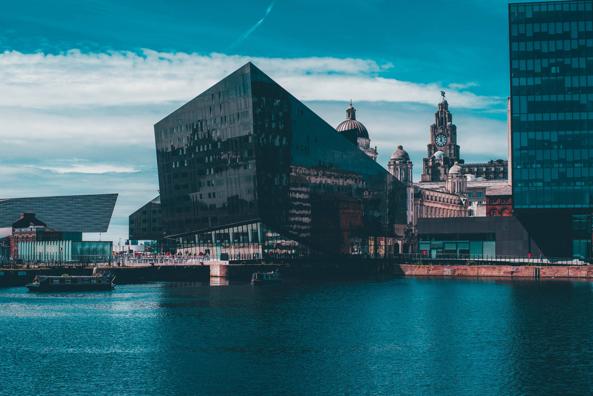 5367X3583 Liverpool Wallpaper and Background