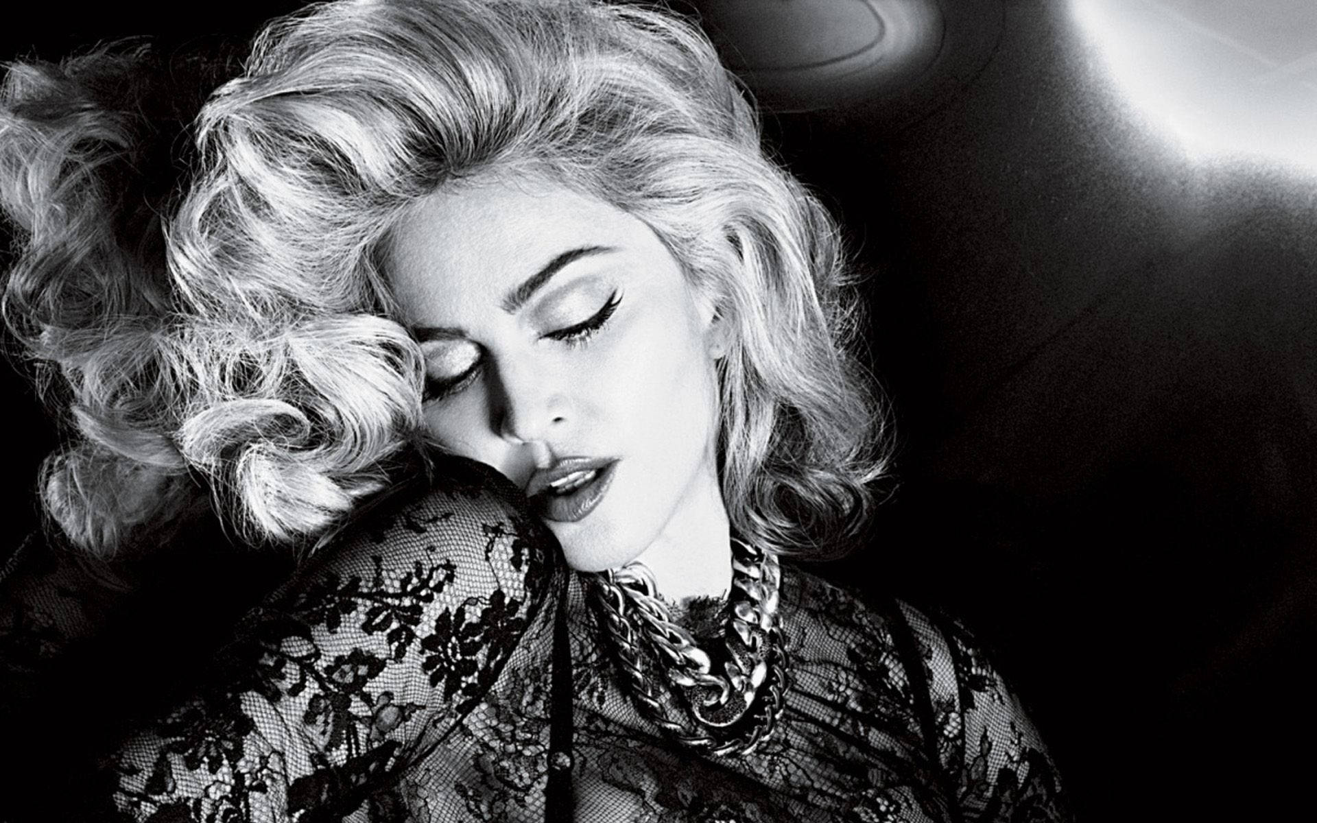 Madonna 1920X1200 Wallpaper and Background Image