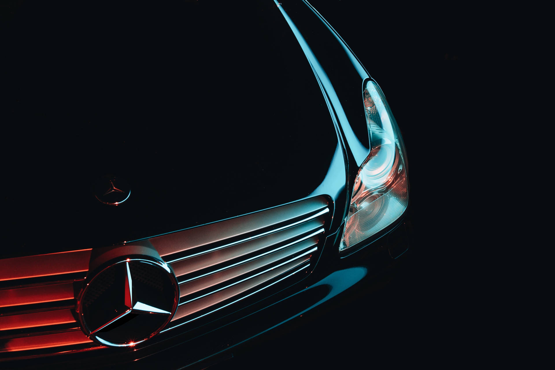 Mercedes 3072X2048 Wallpaper and Background Image