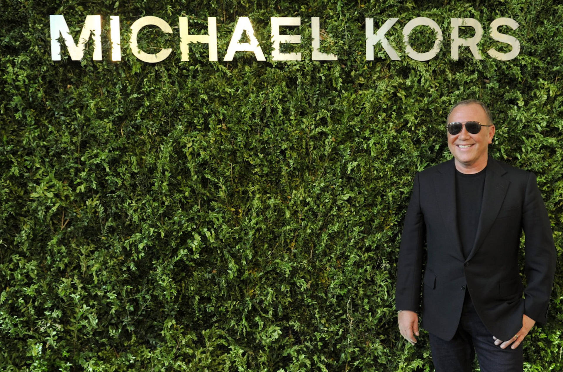 2362X1561 Michael Kors Wallpaper and Background