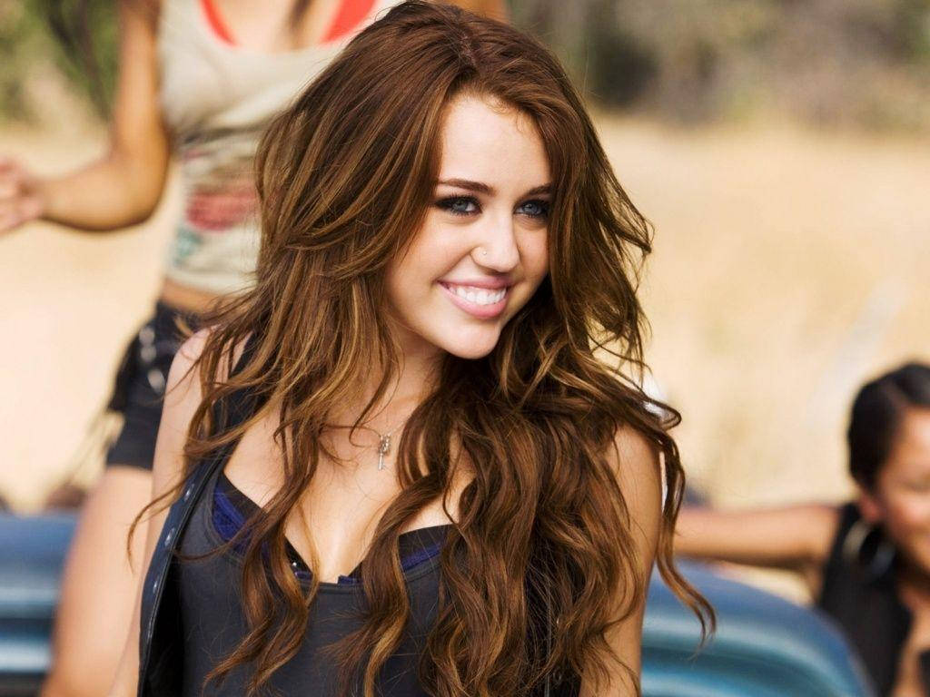 1024X768 Miley Cyrus Wallpaper and Background