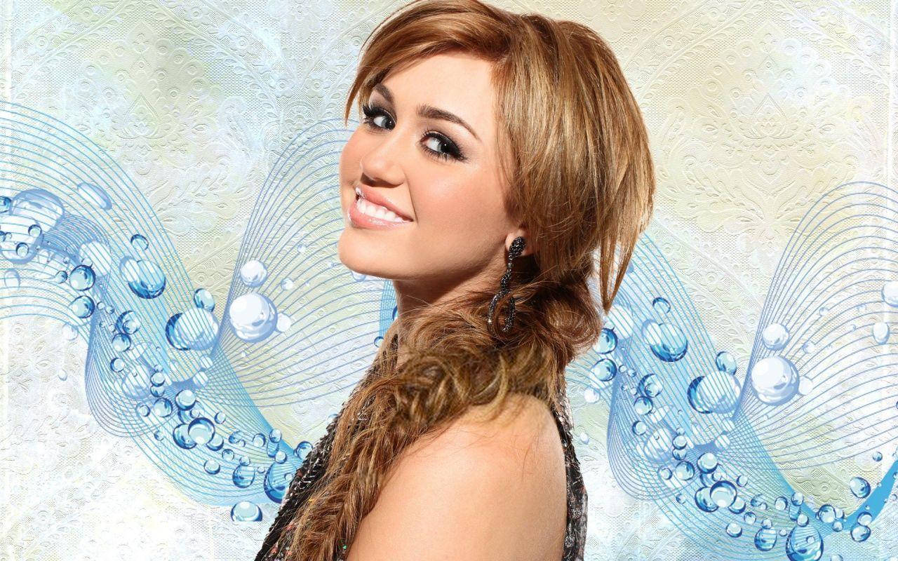 Miley Cyrus 1280X800 Wallpaper and Background Image