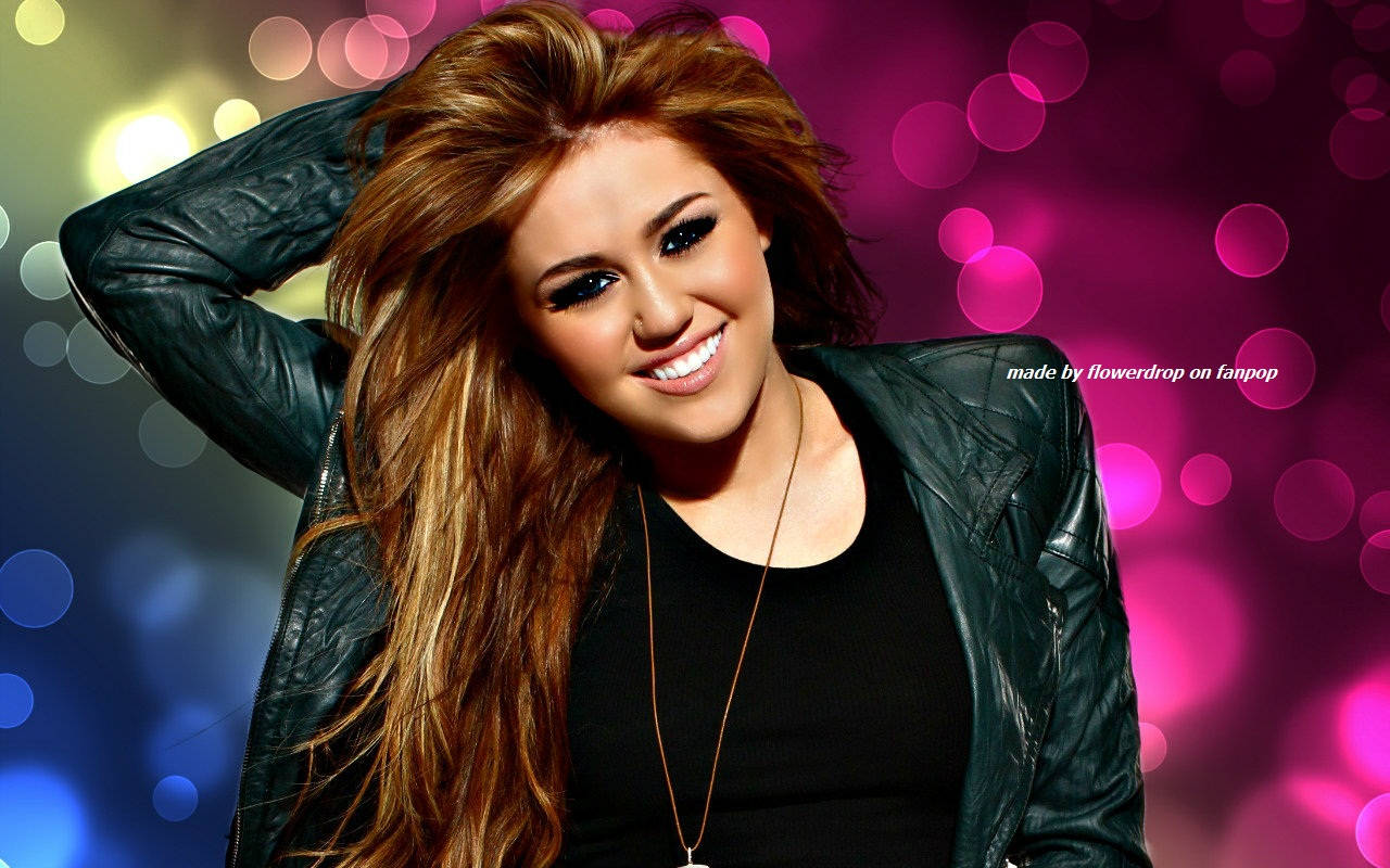 Miley Cyrus 1280X800 Wallpaper and Background Image