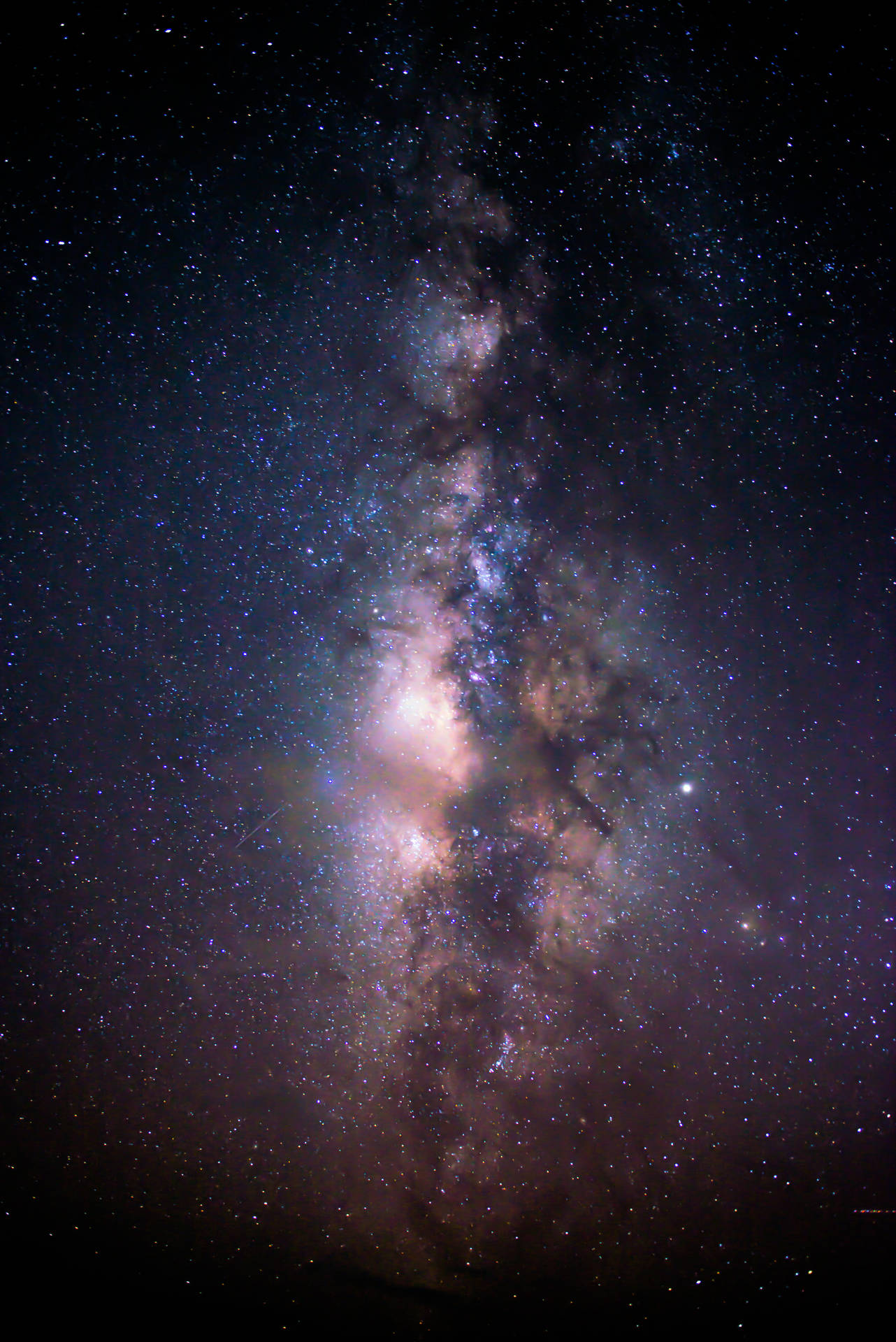 Milky Way 4016X6016 Wallpaper and Background Image
