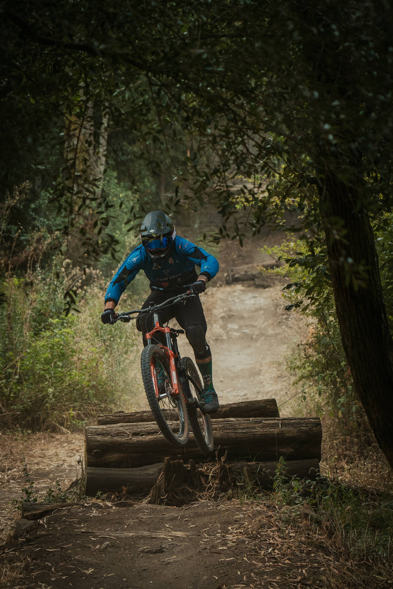 Mountain Bike 2637X3955 Wallpaper and Background Image