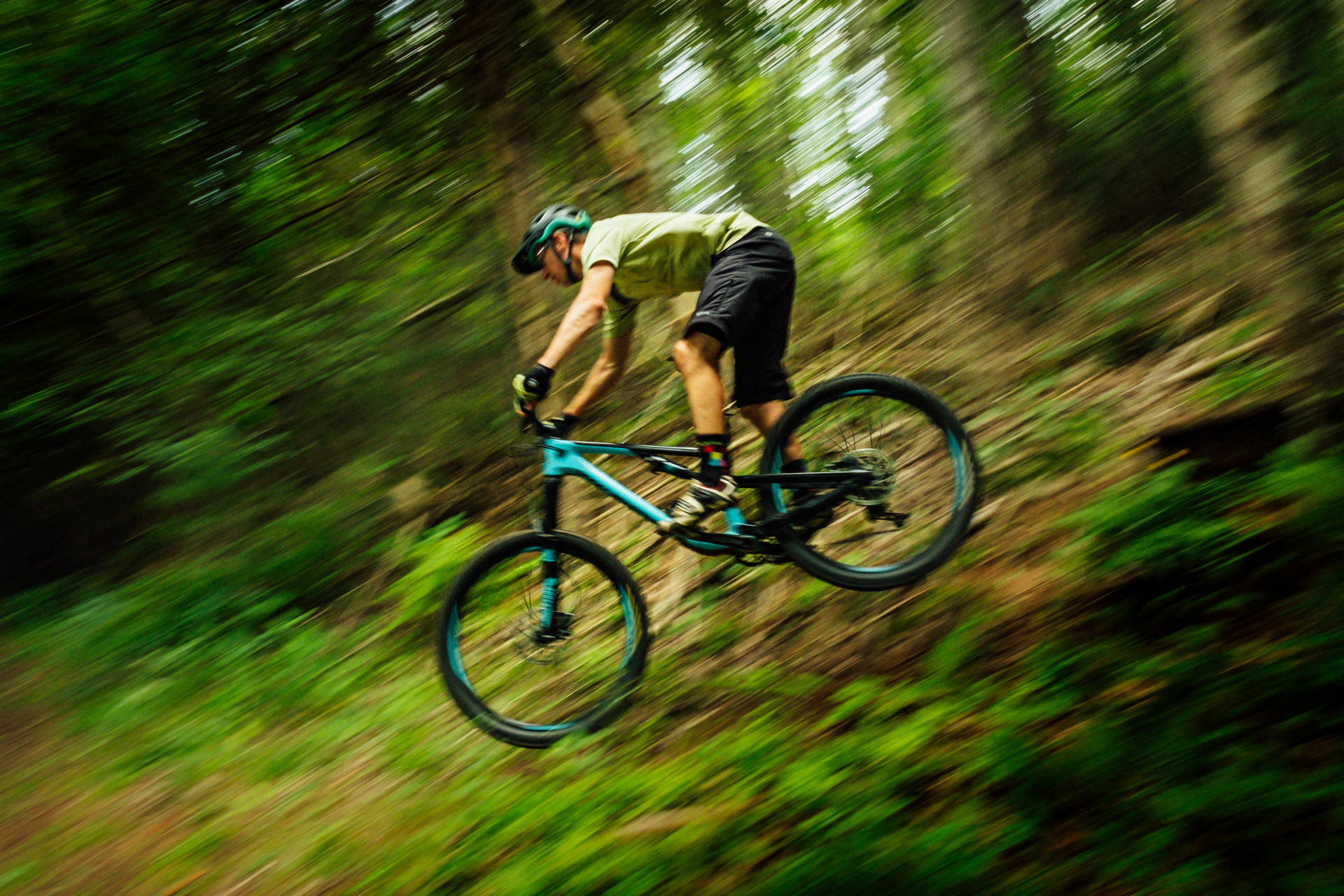 Mountain Bike 5073X3382 Wallpaper and Background Image
