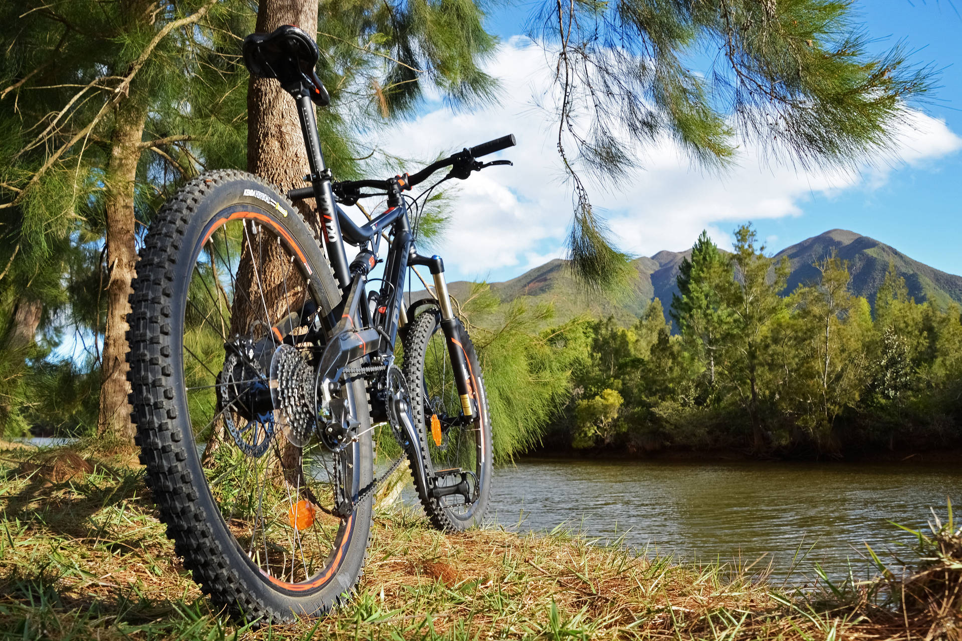 Mountain Bike 6000X4000 Wallpaper and Background Image