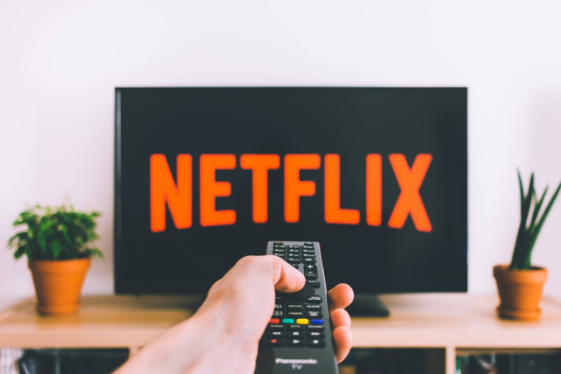 Netflix 2560X1707 Wallpaper and Background Image