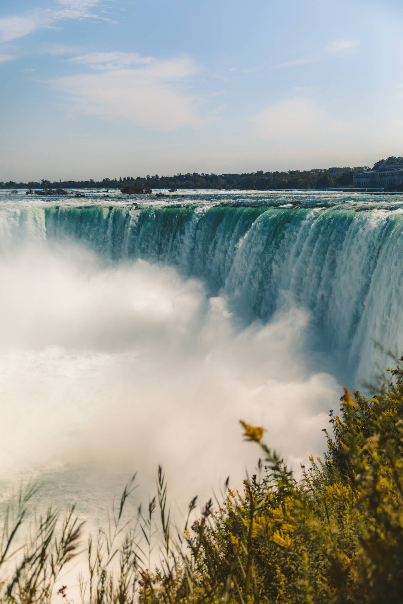 Niagara Falls 2667X4000 Wallpaper and Background Image