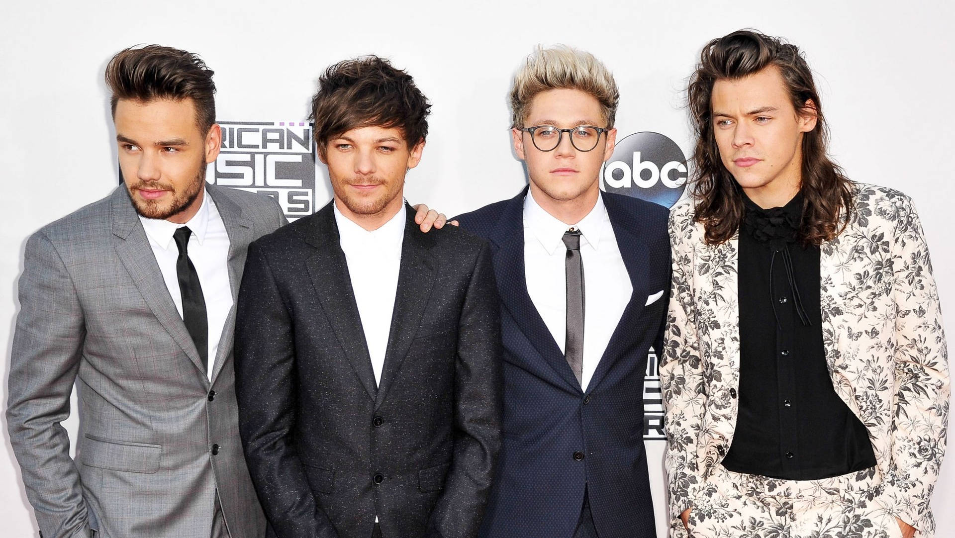 One Direction 2048X1154 Wallpaper and Background Image