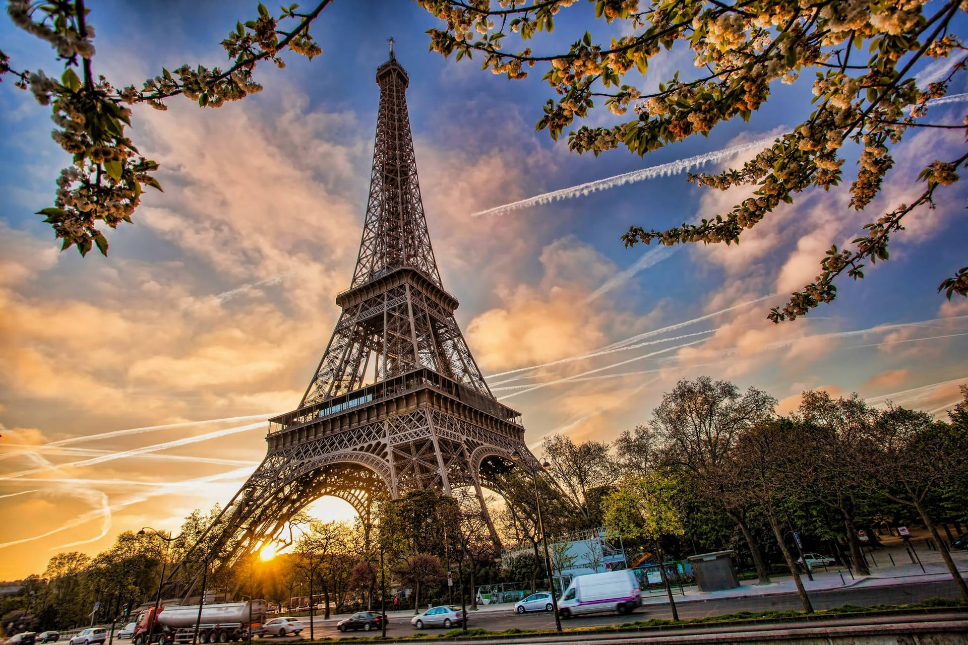 Paris 2048X1365 Wallpaper and Background Image
