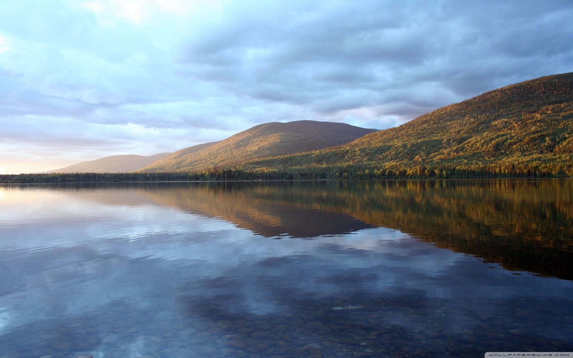 Peaceful 2560X1600 wallpaper