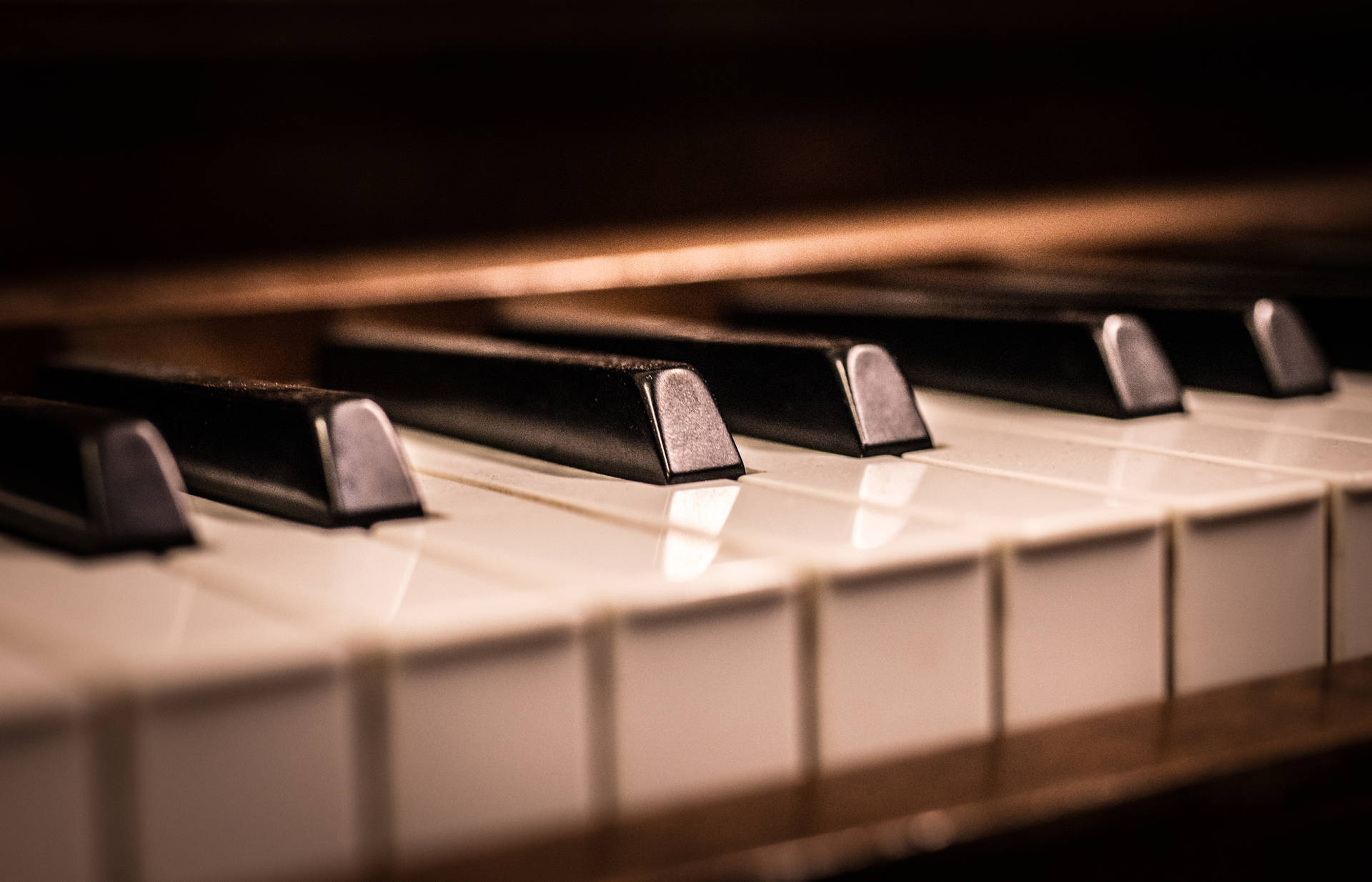5888X3784 Piano Wallpaper and Background