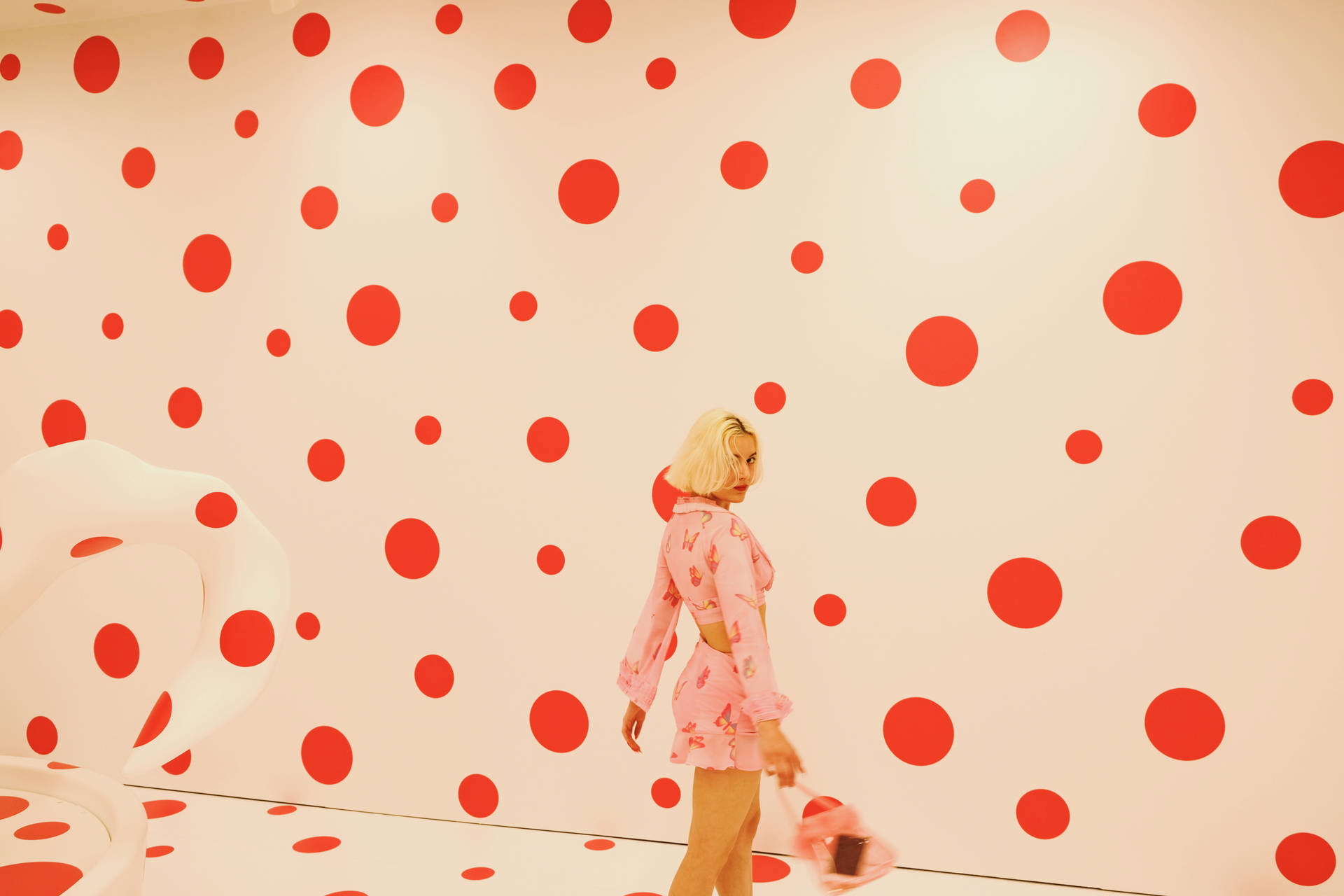 6240X4160 Polka Dot Wallpaper and Background