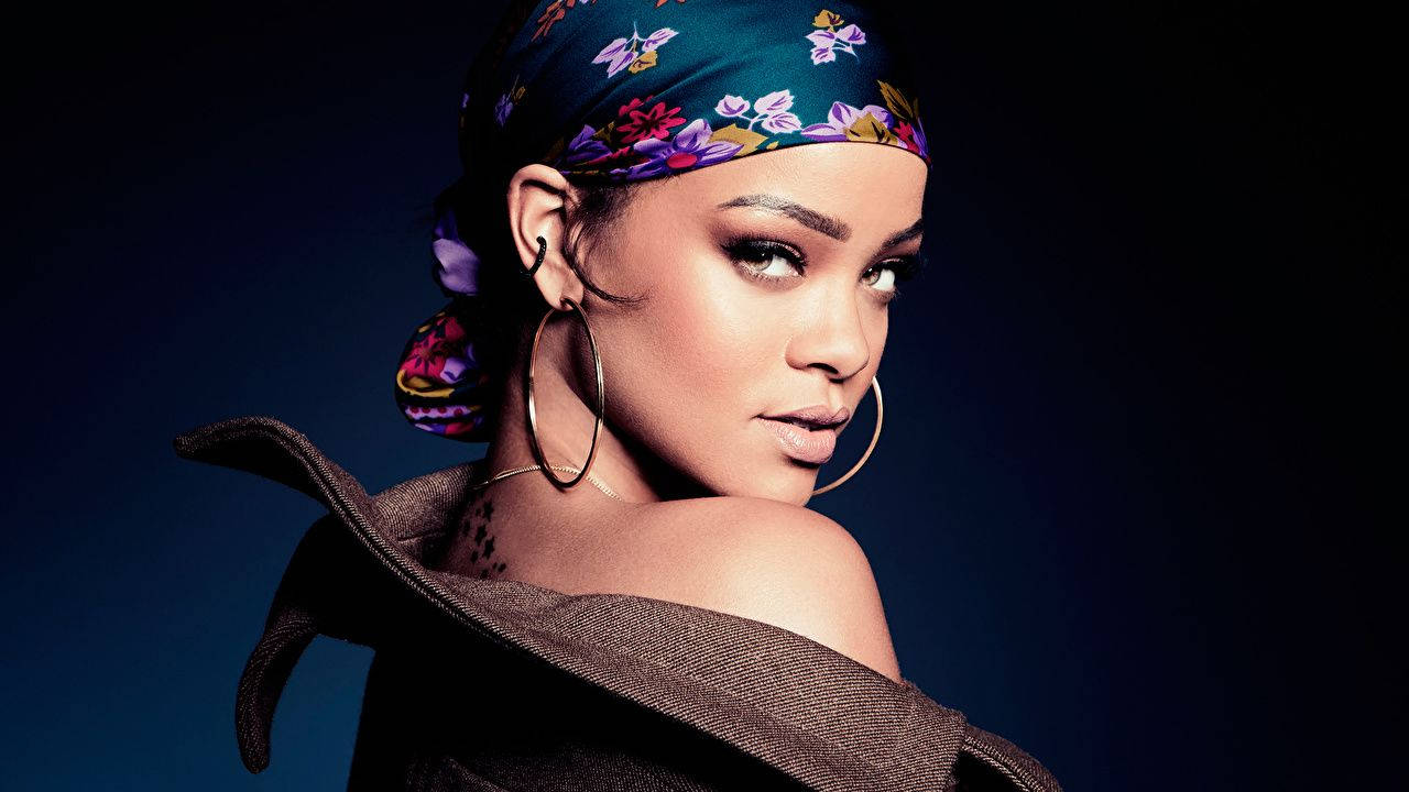 Rihanna 1280X720 wallpaper