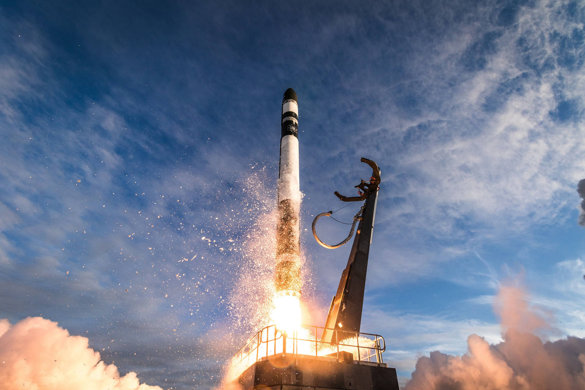 Rocket 4925X3284 Wallpaper and Background Image