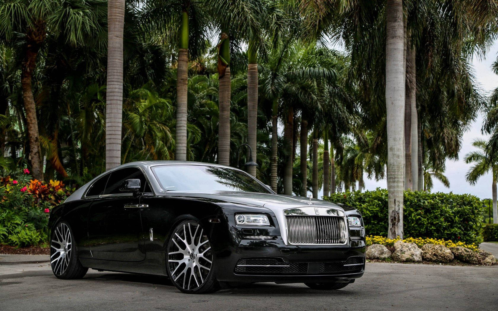 1680X1050 Rolls Royce Wallpaper and Background