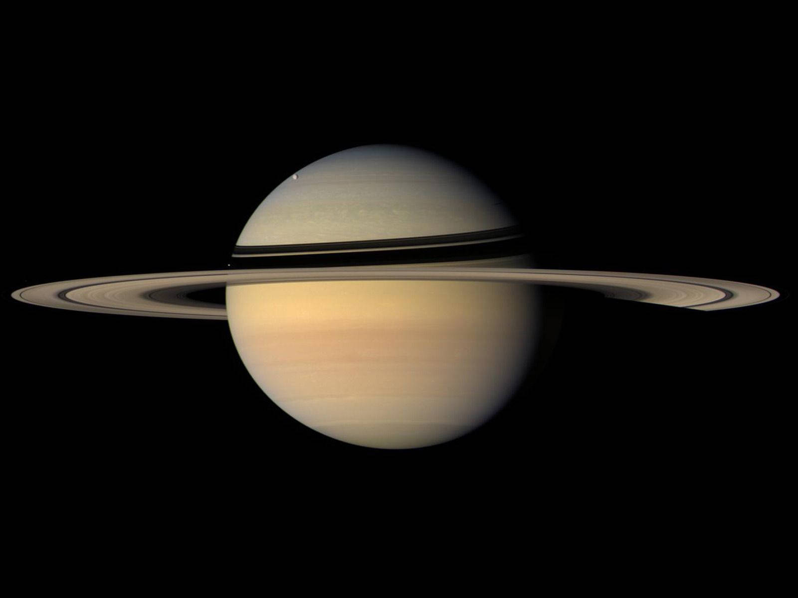 1600X1200 Saturn Wallpaper and Background