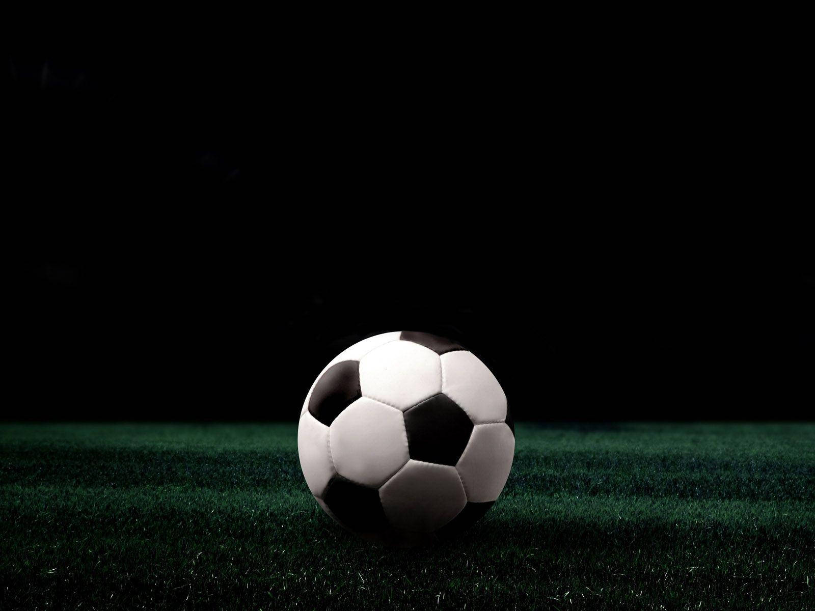 1600X1200 Soccer Wallpaper and Background
