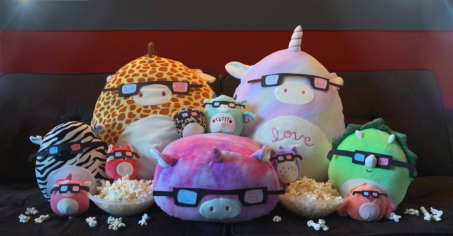 Squishmallows 2001X1043 Wallpaper and Background Image