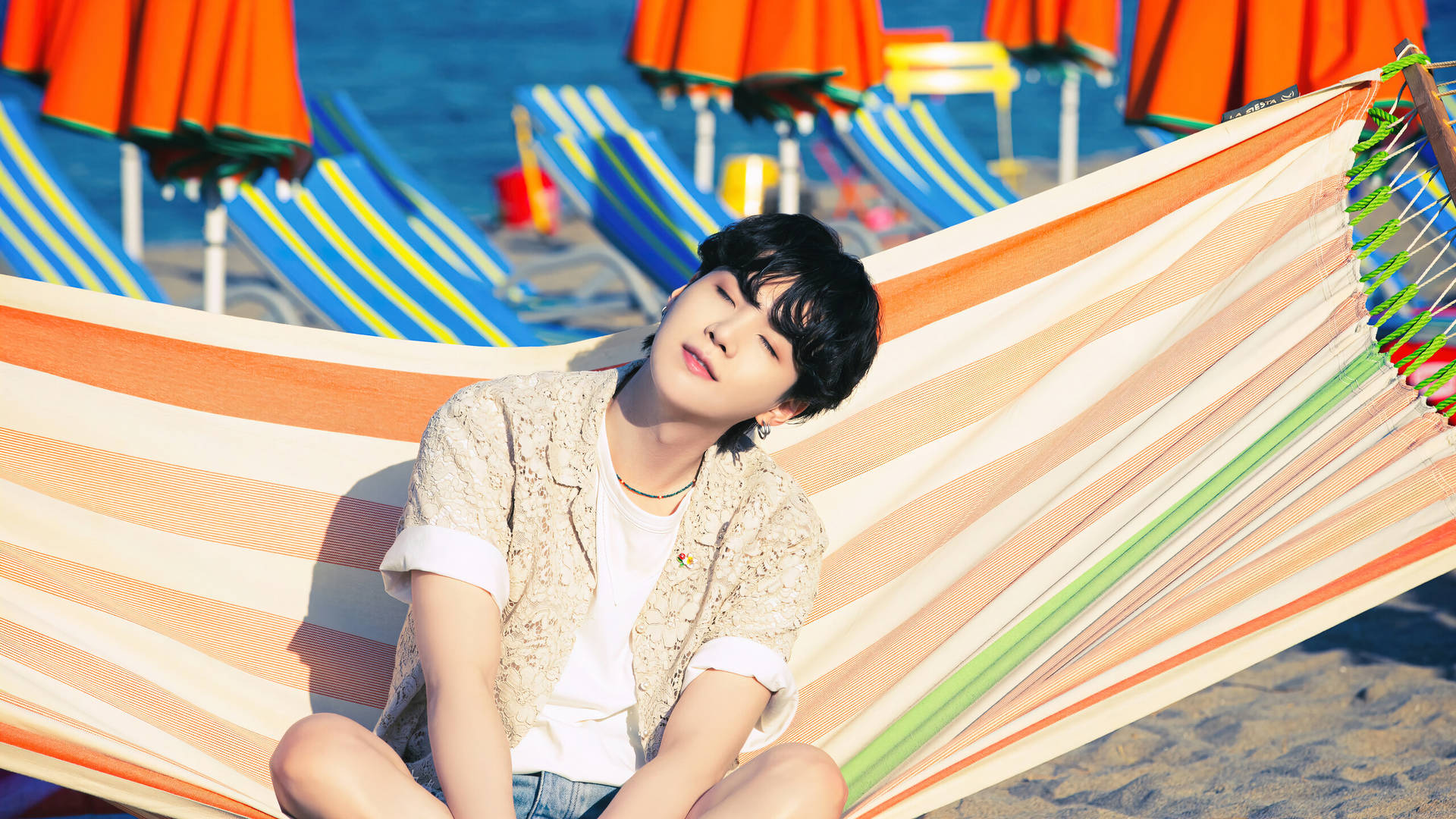 Suga 2560X1440 Wallpaper and Background Image
