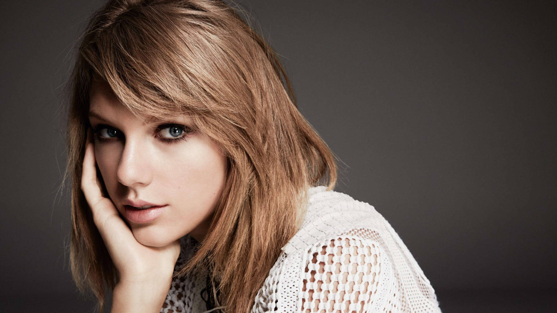 Taylor Swift 3840X2160 Wallpaper and Background Image